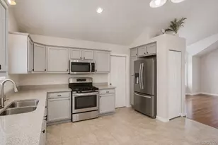 13061 Westlake Pl, Broomfield, CO 80020 - Photo 8