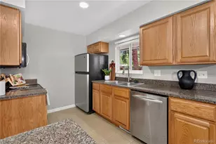 6033 S Sterne Pkwy, Littleton, CO 80120 - Photo 2