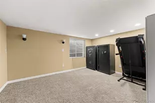 2634 S Halifax Ct, Aurora, CO 80013 - Photo 18