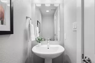 1245 Utica St, Denver, CO 80204 - Photo 12