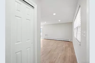 16492 E 13th Place, Aurora, CO 80011 - Photo 8