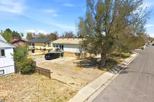 16492 E 13th Pl, Aurora, CO 80011 - Photo 46