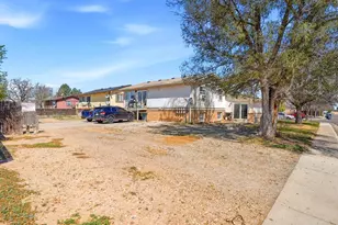 16492 E 13th Pl, Aurora, CO 80011 - Photo 42