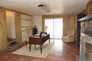 1002 Frontier, Pueblo, CO 81006 - Photo 12