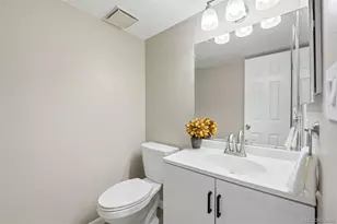 3085 S Macon Cir, Aurora, CO 80014 - Photo 14