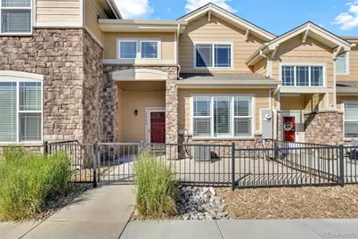 1756 S Buchanan Circle, Aurora, CO 80018 - Photo 2