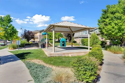 1756 S Buchanan Circle, Aurora, CO 80018 - Photo 18