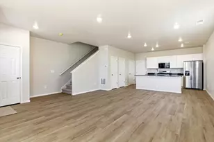 740 N Rome St, Aurora, CO 80018 - Photo 10