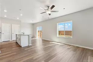 48160 Shetland Dr, Bennett, CO 80102 - Photo 4