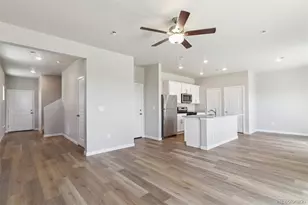 48160 Shetland Dr, Bennett, CO 80102 - Photo 2