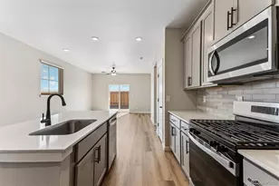 9444 Yampa St, Commerce City, CO 80022 - Photo 4