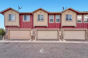 588 S Mobile Pl, Aurora, CO 80017 - Photo 16