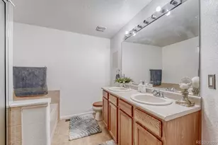 588 S Mobile Pl, Aurora, CO 80017 - Photo 14