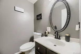 1435 S Macon St, Aurora, CO 80012 - Photo 16