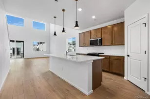 2157 S Jackson Gap St, Aurora, CO 80018 - Photo 2