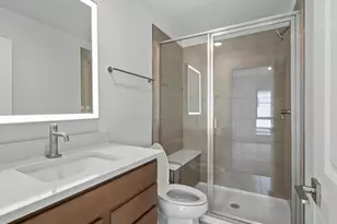 2060 S Holly St, Denver, CO 80222 - Photo 20