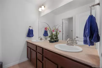 6247 S Muscadine Court, Aurora, CO 80016 - Photo 24
