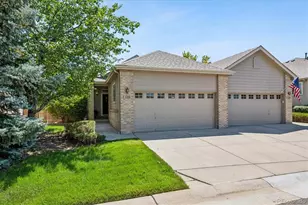 126 Woodland Ct, Highlands Ranch, CO 80126 - Photo 2