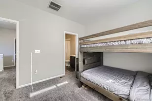623 S Pitkin Ct, Aurora, CO 80017 - Photo 22