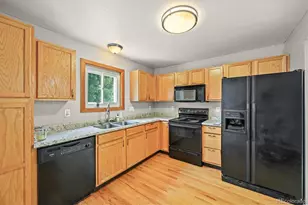 4452 Cornish Way, Denver, CO 80239 - Photo 2