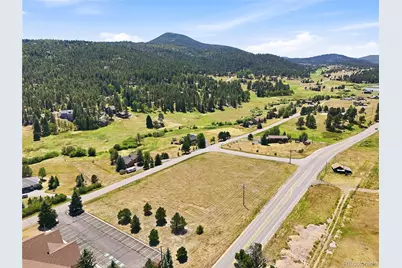 7665 Malamute Drive, Evergreen, CO 80439 - Photo 10