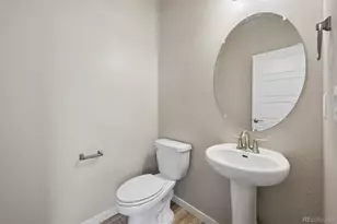 9136 Rifle St, Commerce City, CO 80022 - Photo 10