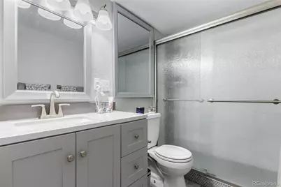 888 N Logan Street #2F, Denver, CO 80203 - Photo 14