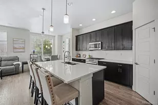 9045 E Prairie Meadow Dr, Denver, CO 80238 - Photo 8