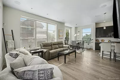 9045 E Prairie Meadow Drive, Denver, CO 80238 - Photo 6