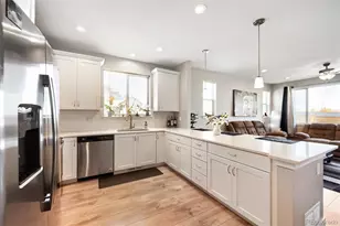 3510 S Lisbon Ct, Aurora, CO 80013 - Photo 8