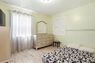 883 S Quieto Way, Denver, CO 80223 - Photo 14