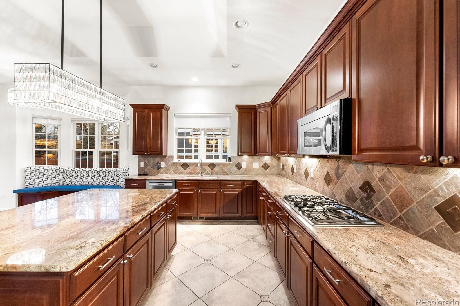 8355 Estes St, Littleton CO  80128-6286 exterior