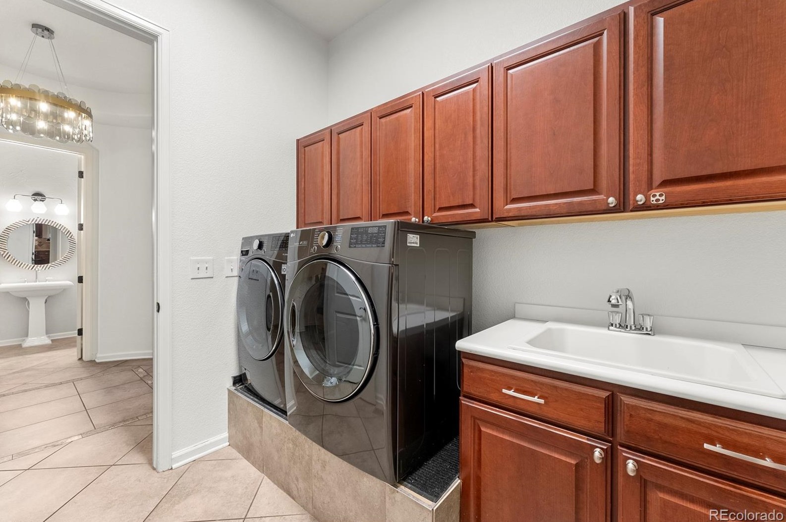 8355 Estes St, Littleton CO  80128-6286 exterior