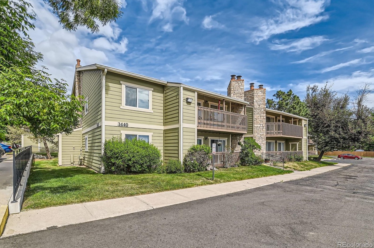 3440 Eagle St, Denver CO  80014-8328 exterior