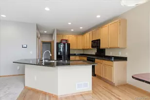 4598 S Ireland St, Aurora, CO 80015 - Photo 4