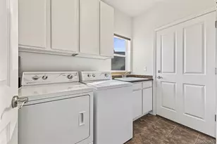 1524 Henry Ct, Longmont, CO 80501 - Photo 32