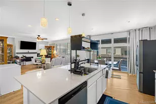 27695 E Byers Pl, Aurora, CO 80018 - Photo 16