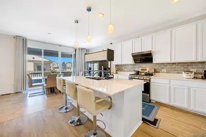 27695 E Byers Place, Aurora, CO 80018 - Photo 8