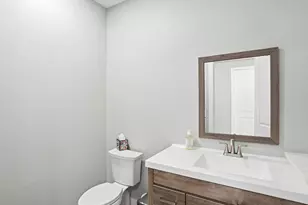 6536 S Riviera Way, Aurora, CO 80016 - Photo 38
