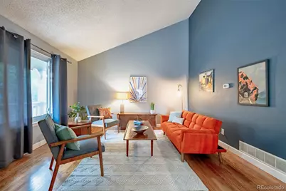 4102 S Dunkirk Way, Aurora, CO 80013 - Photo 4