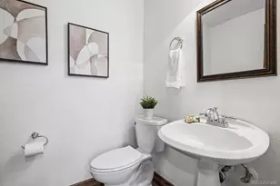 2144 N Franklin St, Denver, CO 80205 - Photo 14