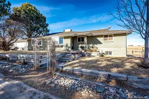 2487 Pinto Trail, Elizabeth, CO 80107 - Photo 2