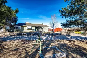 2487 Pinto Trail, Elizabeth, CO 80107 - Photo 2