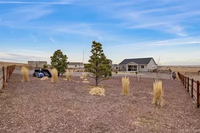 42073 Colonial Trail, Elizabeth, CO 80107 - Photo 6