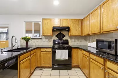 19781 E Vassar Avenue, Aurora, CO 80013 - Photo 10
