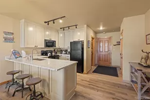 100 Dercum Square, Keystone, CO 80435 - Photo 2