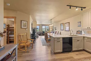 100 Dercum Square, Keystone, CO 80435 - Photo 6