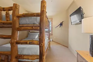 100 Dercum Square, Keystone, CO 80435 - Photo 18