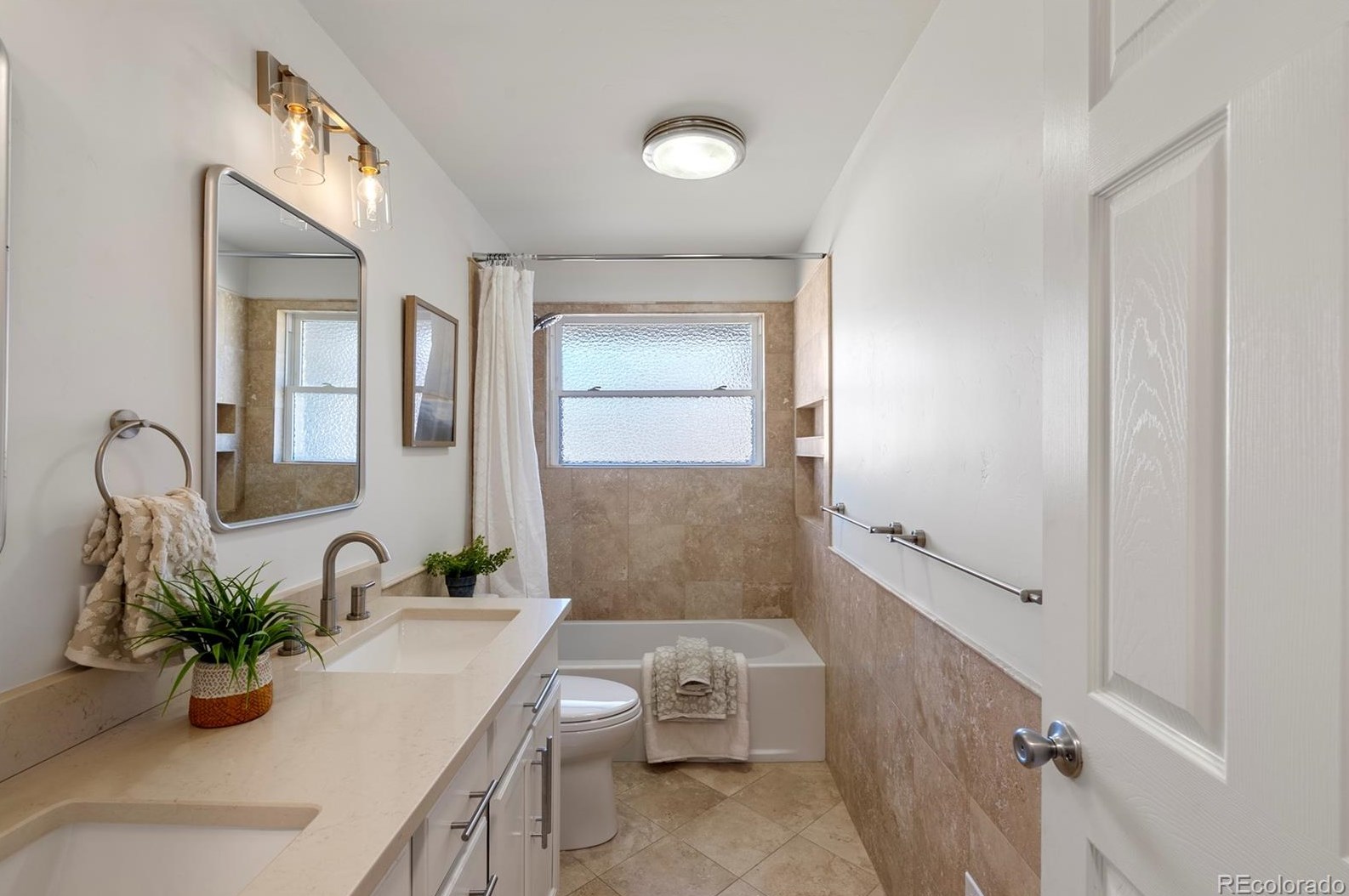 3124 Weaver Pl, Littleton CO 80121-2962 exterior