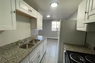 1590 Clinton, Aurora, CO 80010 - Photo 4